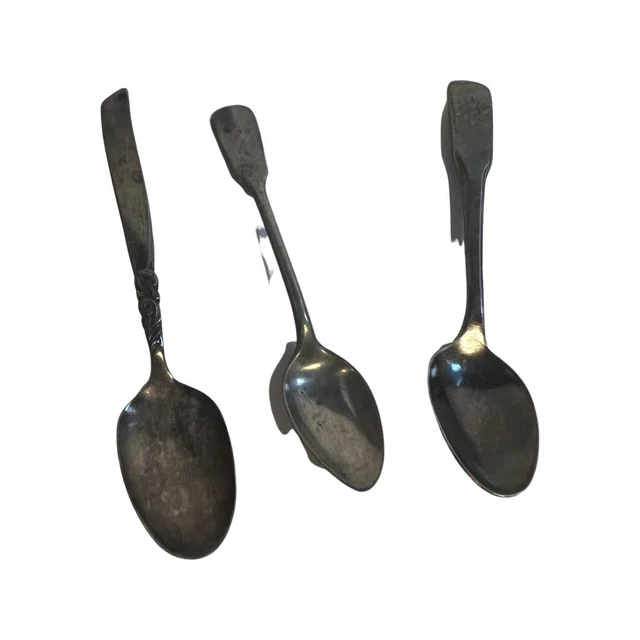 3 Vintage Assorted Spoons Pattern Lot Old Kitchen