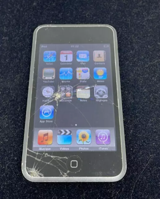 iPod Touch Apple 8 Go première génération Modele MA623ZK