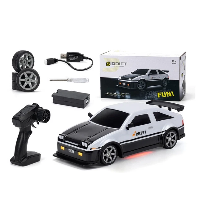 RC Drift Car – Ferngesteuertes Auto Mit LED, 30 Km/h, Allrad – Inkl. Zwei Akkus Und Drift-Reifen