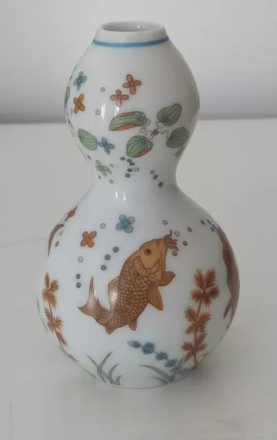 Japanese Procelain Bubble Vase with carp fish and water plant