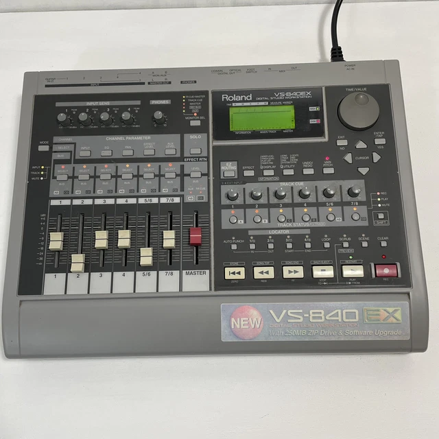 ROLAND VS840EX Studio Digital Studio Workstation 8 Track Mixer