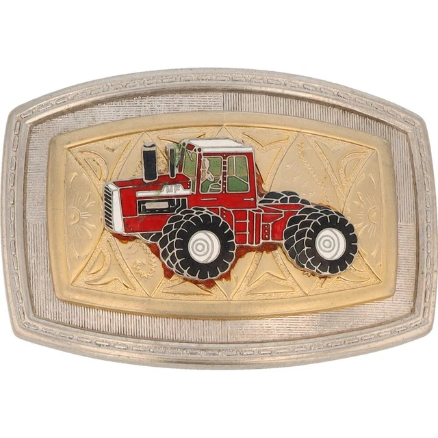 Massey - Ferguson 165 trattore. rosso. Contadino aratura campo. Medio
