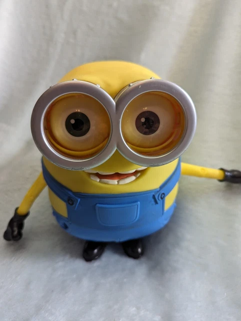 DESPICABLE ME / Minions Bob Talking poseable interactive toy by ...