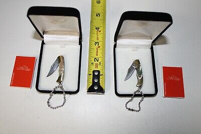 Old Henry Blades lot of 2 folding keychain miniature knife knives with case (L6)