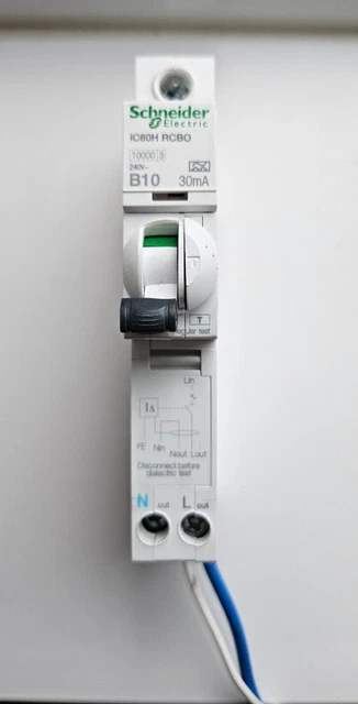 affettatrice iC60H RCBO B10 amp 30ma