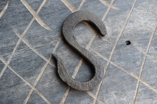 Vintage fireplace plant porch hook iron hand forged filing engraved decor