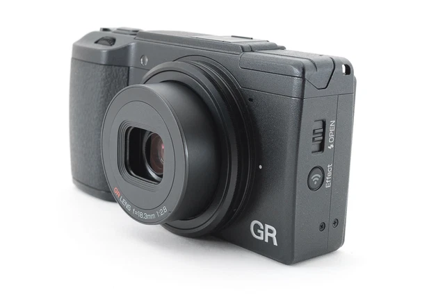 Ricoh GR II 16.2MP COMPACT Digital Camera count 2714 [Near Mint] #1128250 3