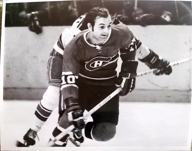 Vintage Toronto - Frank Big M  Mahovlich, at Maple Leaf Gardens during  the 1969-70 season, with Gary Unger #7 and I believe Dale Rolfe #18. Big  Frank, a class act, always