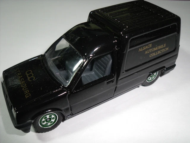 Miniature Solido 1/43 – Renault Express  Le Spécialiste de