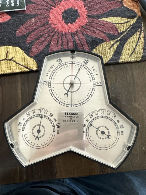 Vintage Texaco Barometer Thermometer Weather Station by Honeywell Type N9A USA