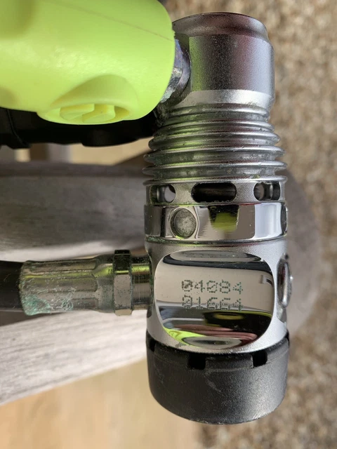 SCUBAPRO MK25 REGULATOR with R390 second stage and R280 Octopus £103.00 ...