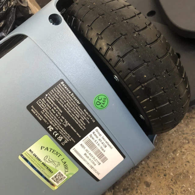 SISIGAD HOVERBOARD SELF Balancing Scooter With Kart UNTESTED NO