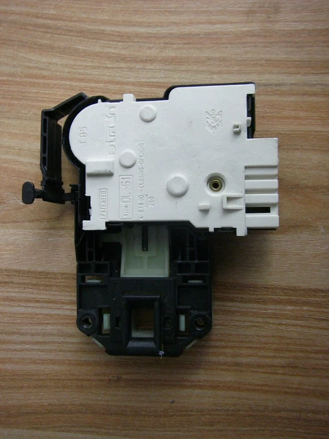 Hotpoint WML540G (UK) C Waschmaschine Türverriegelung