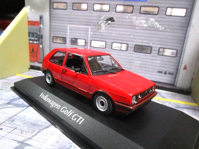 Minichamps Maxichamps 1/43 – Volkswagen T2 Orange 1972 – Précommande