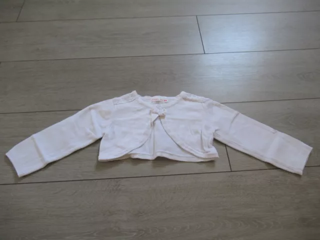 gilet court Boléro  cérémonie blanc gémo taille 24 mois