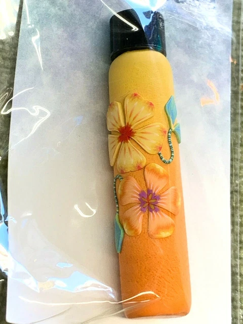 Estuche con aguja hecho a mano diseños fuera de la red Jennifer West 2005
