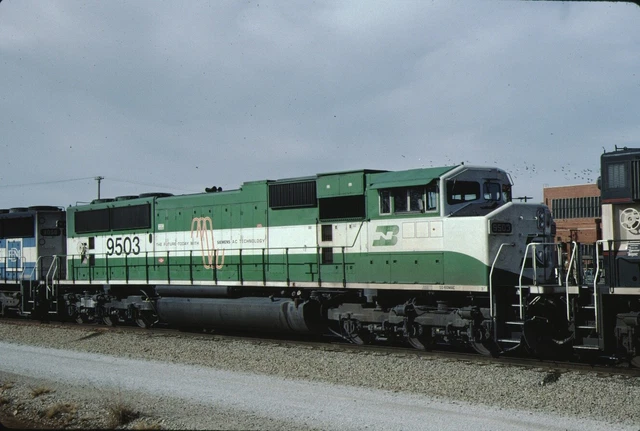 BN Burlington Northern EMD SD60MAC Original Kodachrome Kodak slide