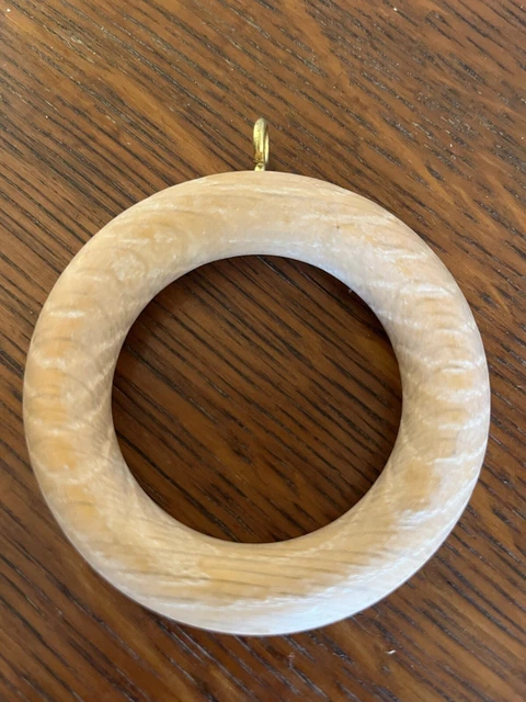 14 Pack Wood Ribbed Drapery Curtain Rod Rings for 2-3/4, White Wash Finish