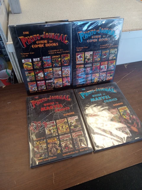 The Photo Journal Guide To Comic Books Marvel DC HC Lot Of 4 Used