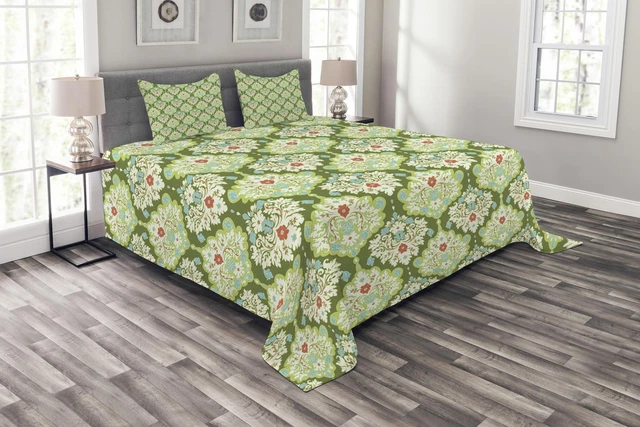Victorian Quilted Bedspread & Pillow Shams Set, Baroque Floral Figure Print
