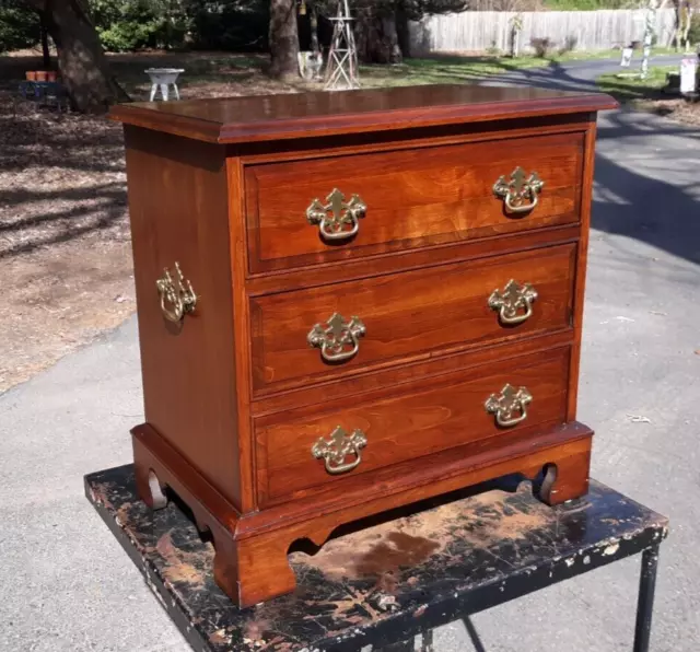 Small Pennsylvania House Campaign Style Bachelors Chest Dresser 3