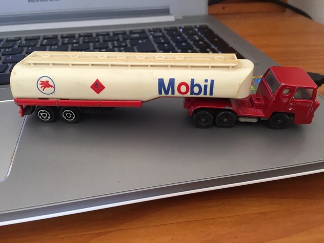 Camion citerne Saviem Shell Majorette - Collection Camion citerne Saviem Shell Majorette - Collection