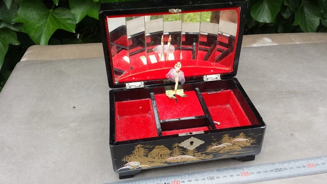Ancienne Boîte à Musique/Bijoux Décor Japon - Marque Laurel - Occasion Bon État