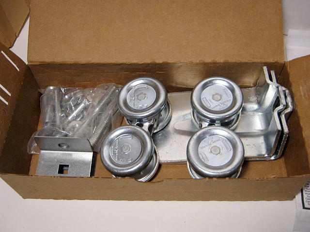 Stanley Box Rail Hangers N112-102 One Pair 9" Nos. 5005 Bolt Zinc Plated
