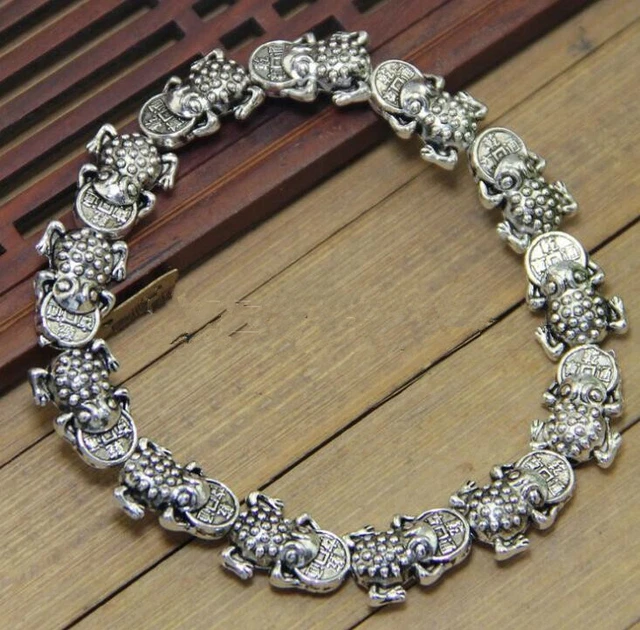 Old China tibet Silver Bracelet Fengshui Frog statue Collection Amulet