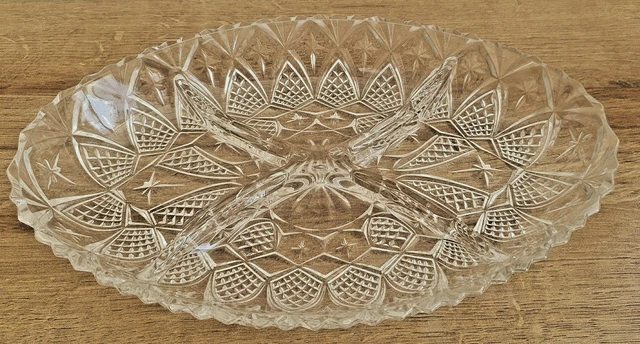 Serviteur plateau pour verre en métal doré, orfèvrerie Serviteur plateau pour verre en métal doré, orfèvrerie