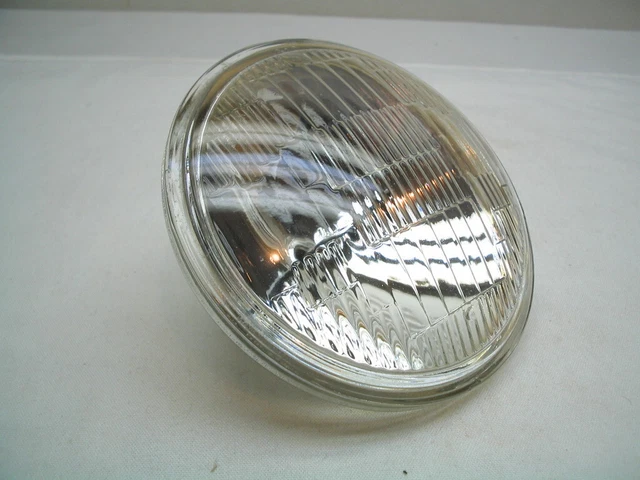 Auxiliary Passing Lamp Bulb - Sealed Beam - Harley Touring Softail - Fog Light