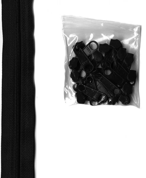 ByAnnie Zippers by the Yard Size 4.5 Zipper Chain with 16 XL Pulls Black