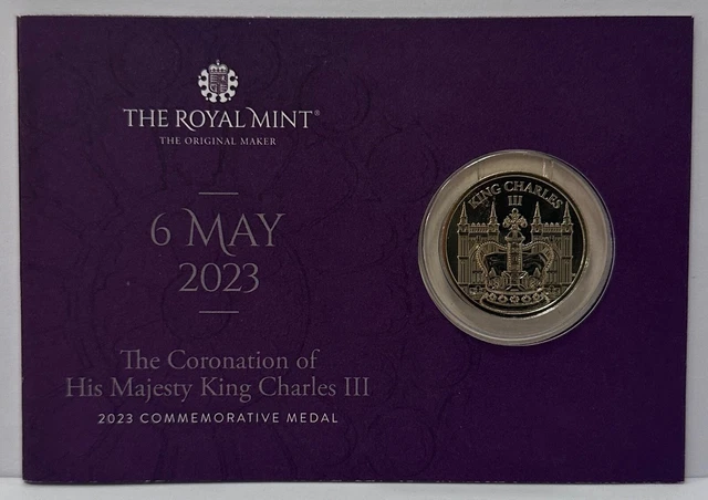 Médaille Commémorative King Charles III 2023 - Dorée, 40 Mm - Cadeau Ou Collection