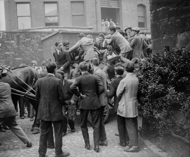 1922 Irish Students At The University Of Dublin 4 Ireland Old Photo