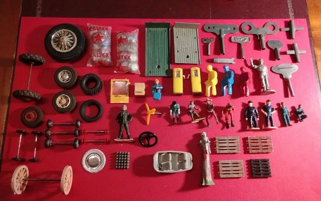 Schuco Mercedes C111 1/16 70-71 téléguidée - Jeux & Jouets