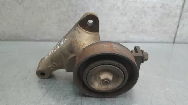 galet tendeur pour TOYOTA CELICA T18 GTI 10.89 - 01.94 1899677