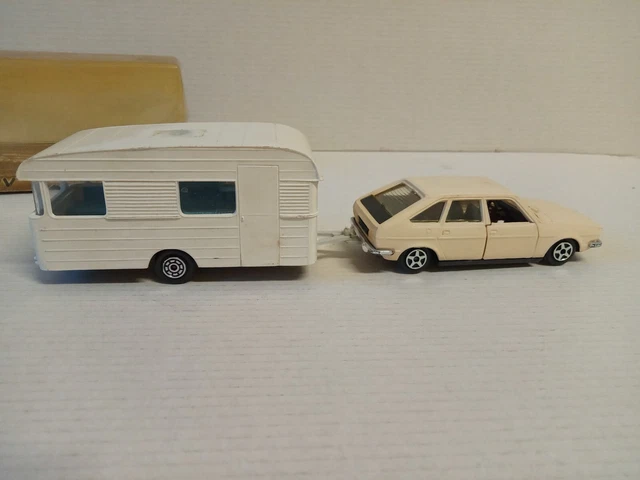 1:43, cij - norev c80002, peugeot 404 + caravane caravelair - Modélisme
