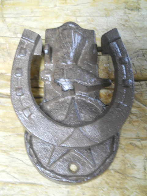 Cast Iron Antique Style RUSTIC COWBOY BOOT Door Knocker Brown Finish Horseshoe