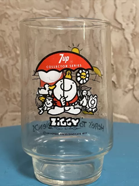 Vtg 1977 Ziggy by Tom Wilson 7up Drinking Glass Cup Here's To Good Friends Bike