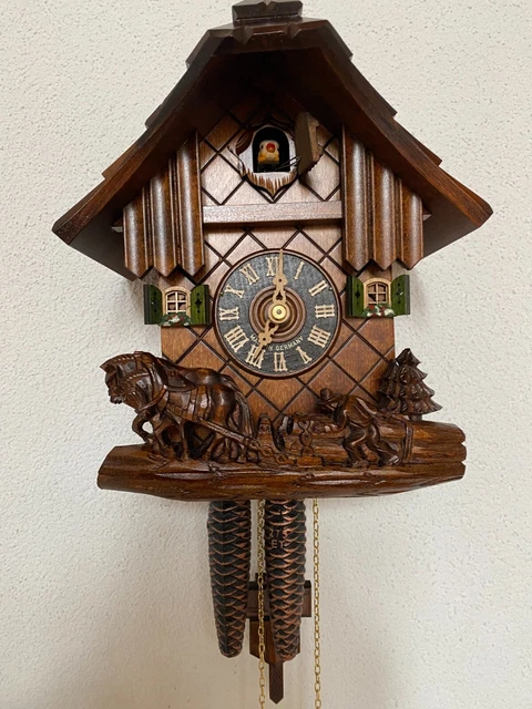 Reloj de cuco de la Selva Negra 28 cm NUEVO 1-5-2 caballos Black Forest Cuckoo clock
