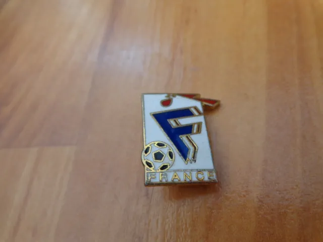 Classic France National Team Federation Crest Enamel Metal Football Pin Badge