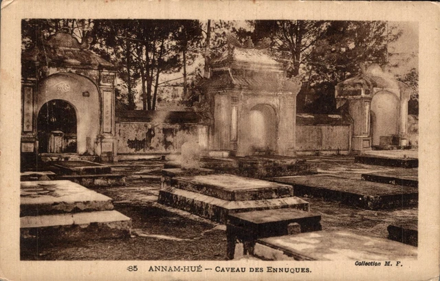 Vietnam Annam Hue Cave Of The Eunuchs Hué Vintage Postcard 08.52