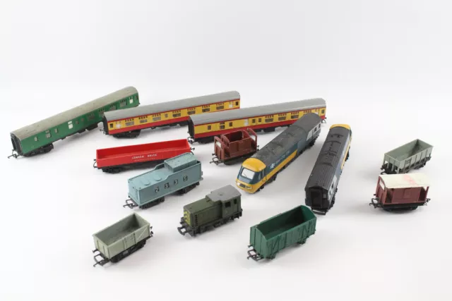 13 x Hornby / Triang OO Gauge Model Railways, Inter City 125 Locos, Etc