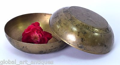 Old Beautiful Bronze Round shape Trinket Box decorative Collectible. G27-25