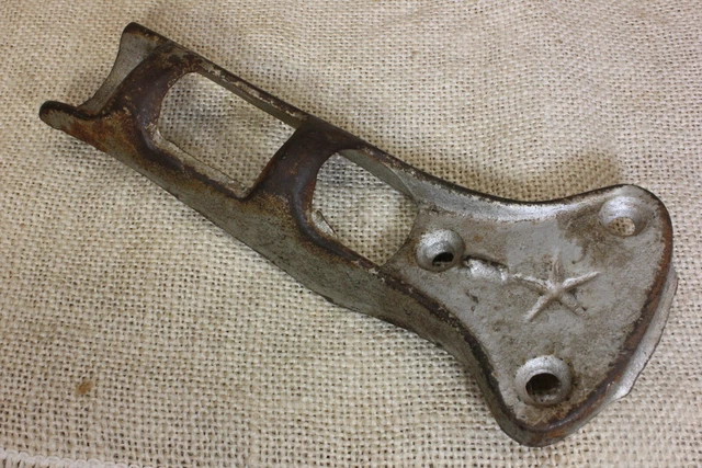 Old 1" Flag Pole Bracket Banner Support Star Vintage Iron Silver Paint Rustic 4