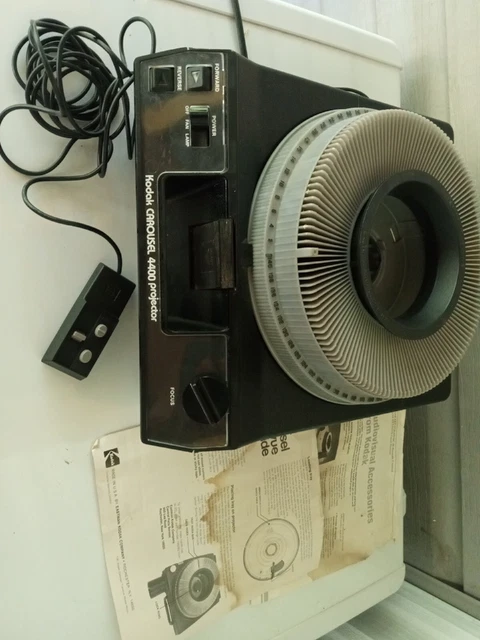 Kodak 4400 Carousel Projector - Black