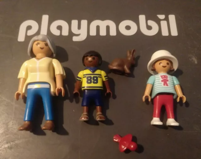 Playmobil Mujer Con Niños En Bolsa Cerrada