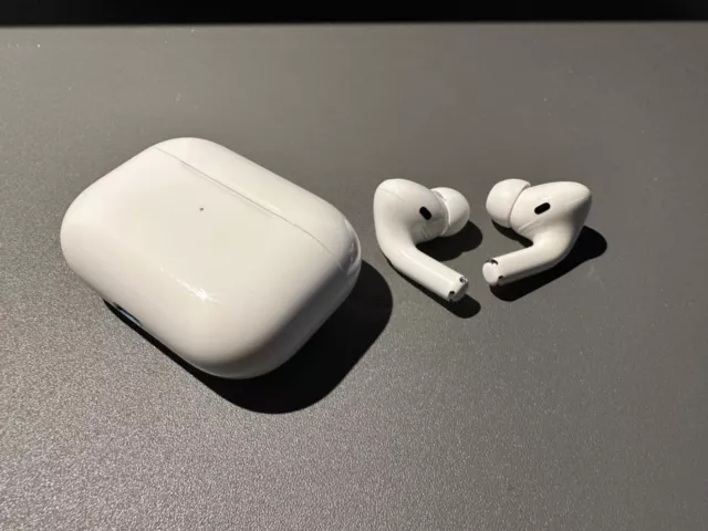 Apple AirPods Pro with MagSafe Wireless Charging Case - White