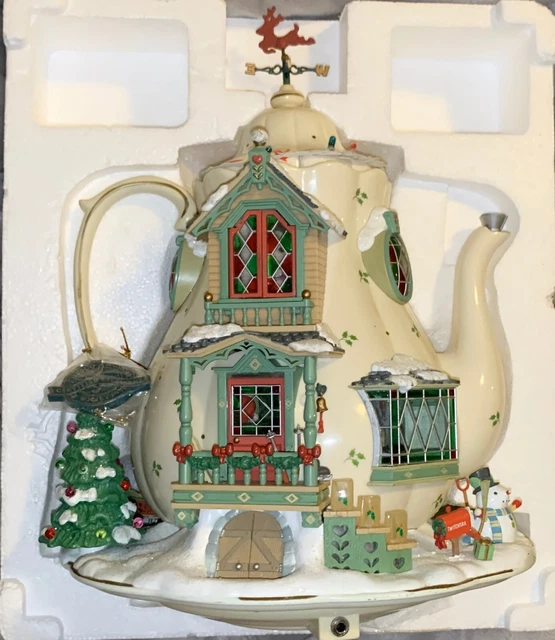 ENESCO 1993 HOLIDAY Bungalow Twas the Night Before Christmas Teapot