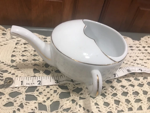 1900 Antique Medical Porcelain Invalid/Infant Feeder Pap Boat Curved Top # 6314